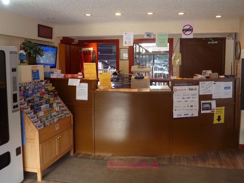 Banff International Hostel Extérieur photo